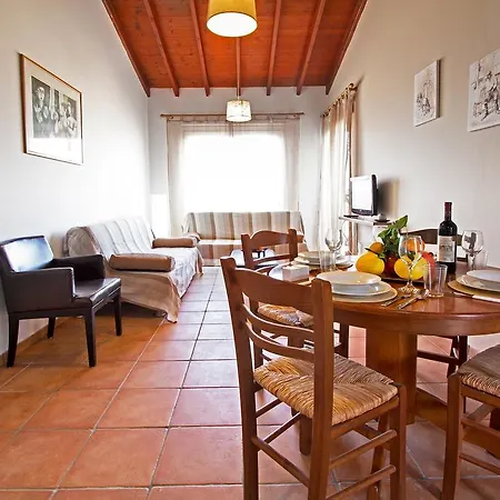 Apartment G&e *